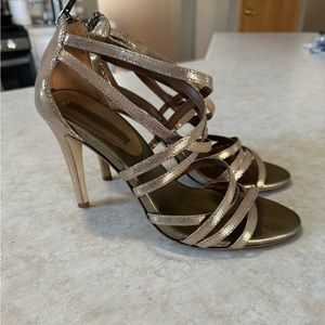 Banana Republic Gold Heels Size 8.5